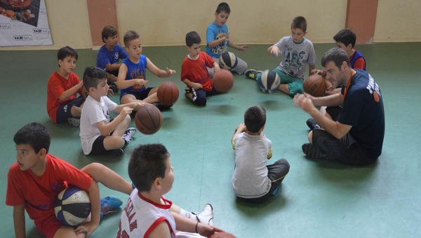 Με τον καλύτερο τρόπο ξεκίνησε το 2ο Summer Basketball Camp του ΑΘΛΟΥ Αλεξάνδρειας! (φώτο)