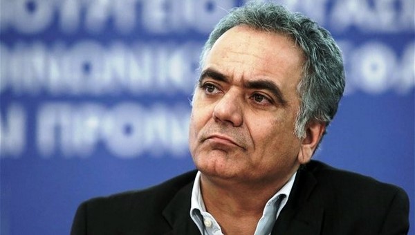 Σε εργοστάσια Αλεξάνδρειας και Νάουσας ο πρώην υπουργός Εργασίας Π. Σκουρλέτης