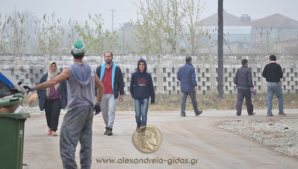 Οι πρώτες εικόνες από το hot spot της Αλεξάνδρειας (βίντεο)